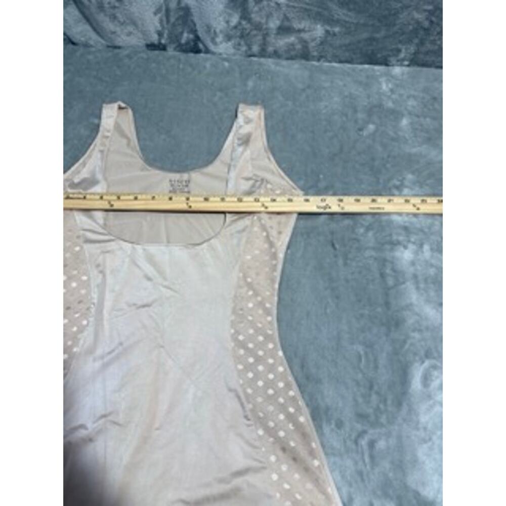 Assets by Spanx Red Hot Label Shaping Tank Nude Beige 1X - Picture 5 of 5